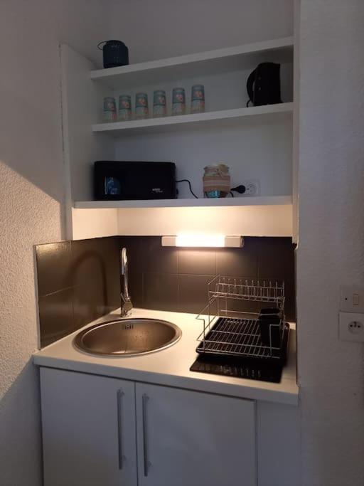 Location Dans Residence Calme, Proche Mer Cavalaire-sur-Mer Ngoại thất bức ảnh