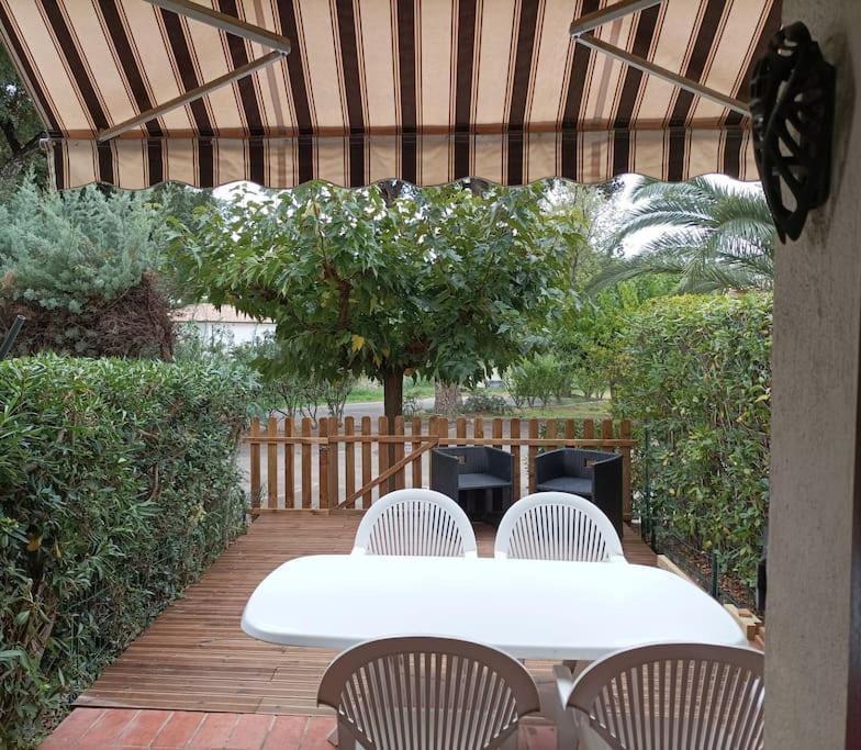 Location Dans Residence Calme, Proche Mer Cavalaire-sur-Mer Ngoại thất bức ảnh