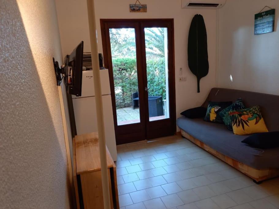 Location Dans Residence Calme, Proche Mer Cavalaire-sur-Mer Ngoại thất bức ảnh